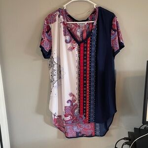 Stylish V-Neck Paisley Top in Navy and Red
